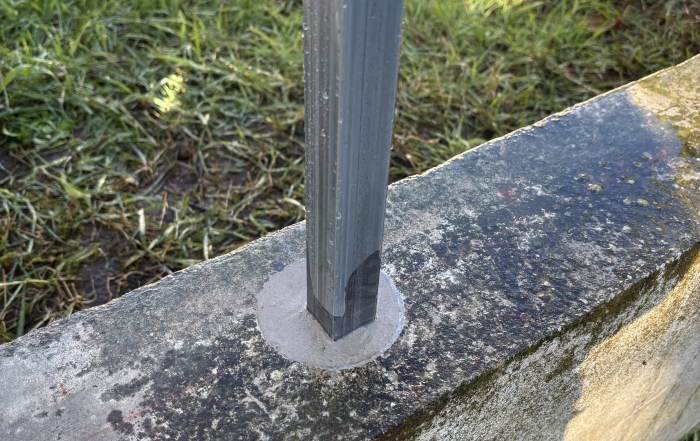 ETAPE 9 - Pose d'une clôture de jardin